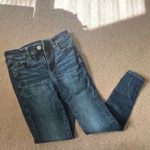 AE Women’s Hi Rise Size 4 Jeggings